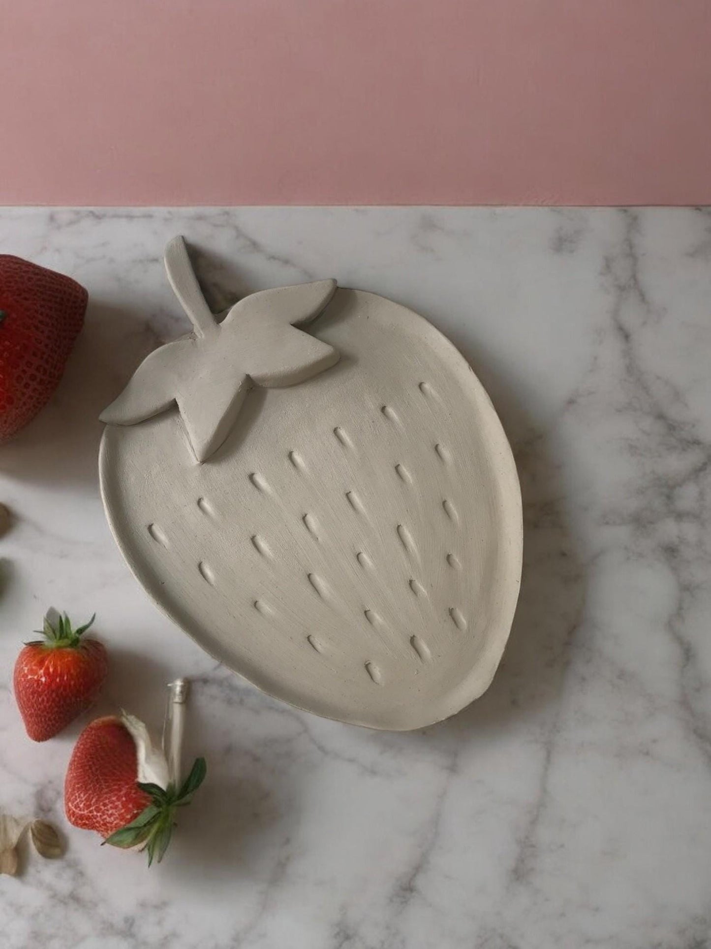 Strawberry Plate Pottery Template, Ceramic Slab Building, Digital Download
